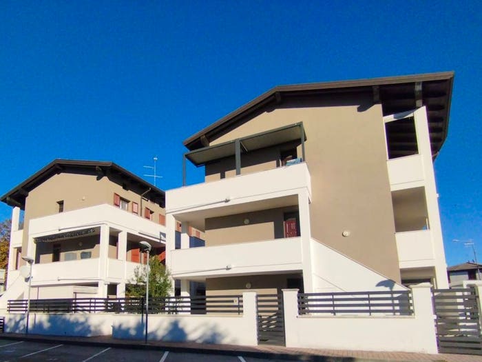 Appartamento quadrilocale in vendita in Via Modena, Lido degli Estensi, Comacchio