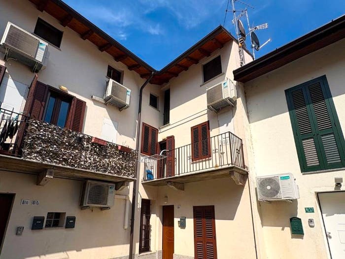 Casa bilocale in vendita in Corso Camillo Benso di Cavour, Centro, Garlasco