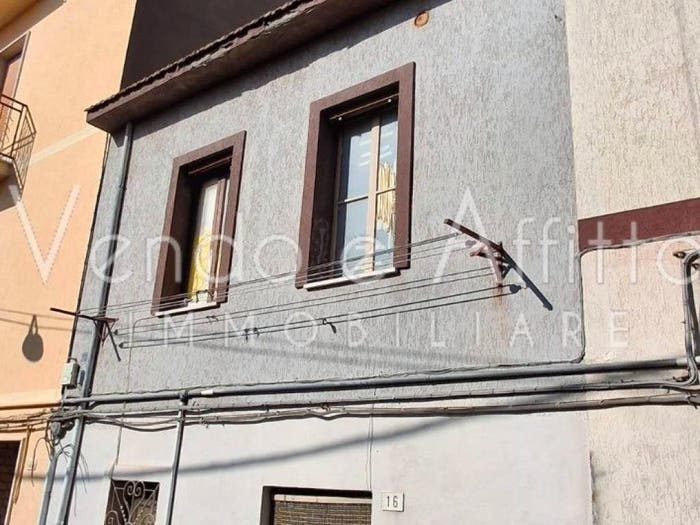 Casa trilocale in vendita in Montenero di Bisaccia