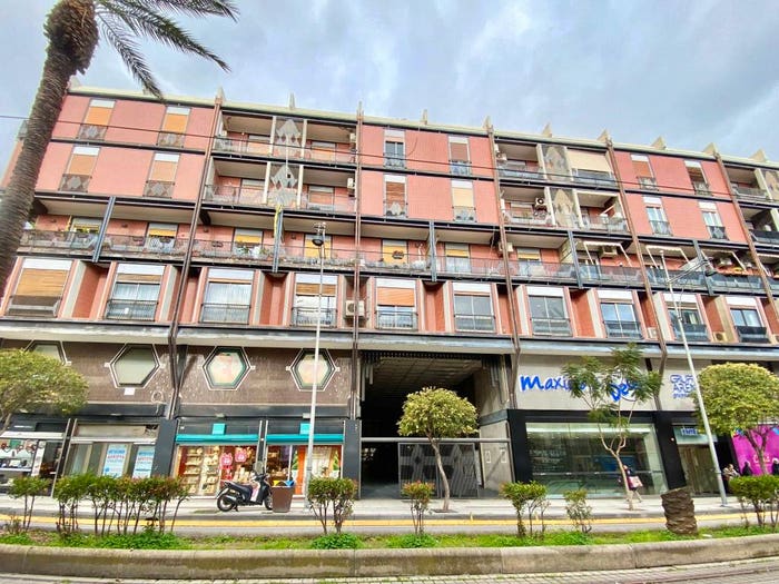 Appartamento trilocale in vendita in Via dei Mille, San Martino, Messina