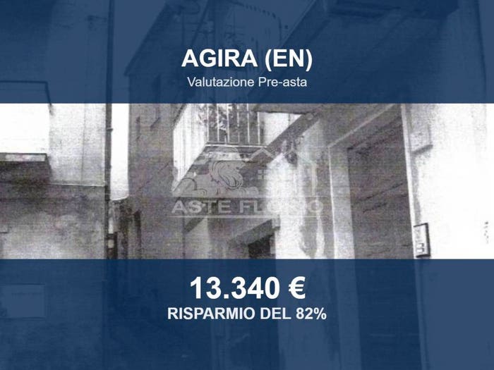 Appartamento con 6 locali in vendita in Cortile Amedeo, Agira
