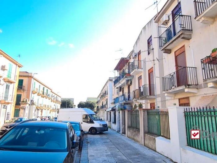 Appartamento quadrilocale in vendita in Via La Farina via Roma, Quartiere Americano, Messina