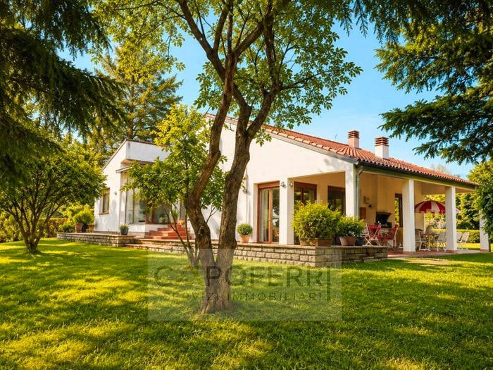 Casa con 5 locali in vendita in Via dei Colli, Centro, Guanzate