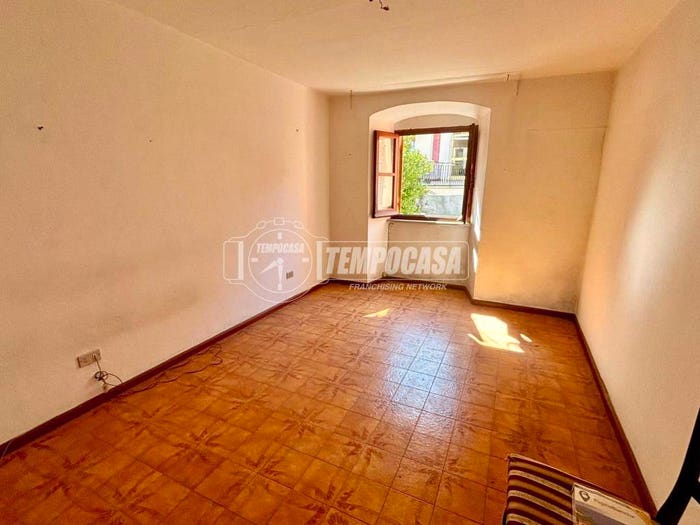 Appartamento bilocale in vendita in Via Alcide de Gasperi, Centro, Casarza Ligure