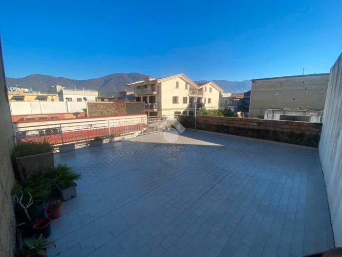 Appartamento con 5 locali in vendita in Via angelo sammarco, Cicciano