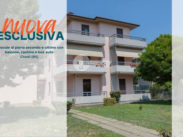 Appartamento trilocale in vendita in Via Deledda, Centro, Ghedi