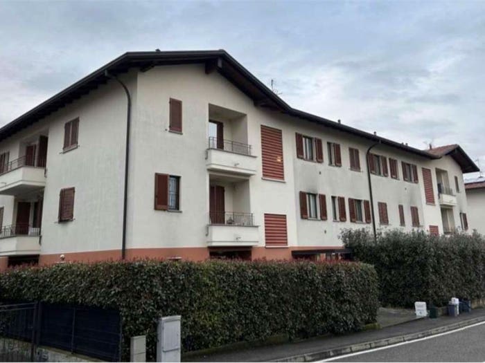 Appartamento trilocale in vendita in via Papa Giovanni Paolo II, Lomazzo