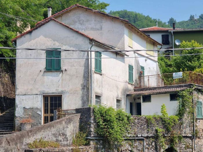 Casa con 6 locali in vendita in Via Levanto, Carrodano Inferiore, Carrodano