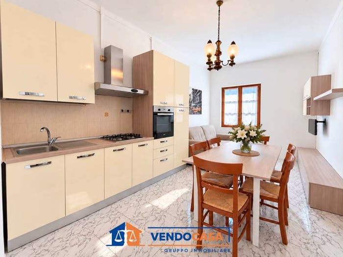 Appartamento bilocale in vendita in Via Giacomo Matteotti, Centro, Loano