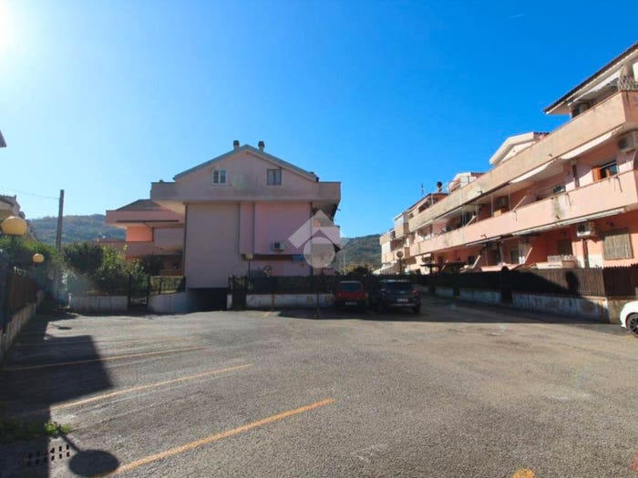 Casa trilocale in vendita in Via Malagenia, Mattine, Agropoli