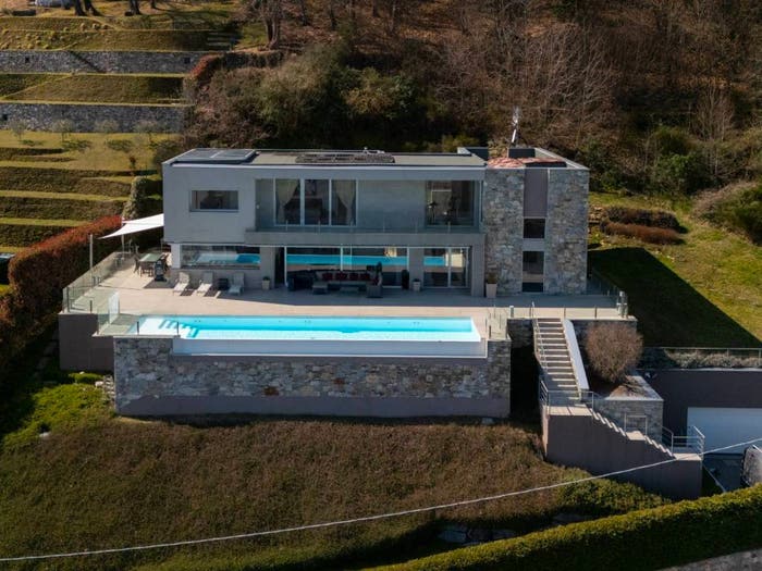 Casa con 6 locali in vendita in VIA VIANELLE, Massino Visconti