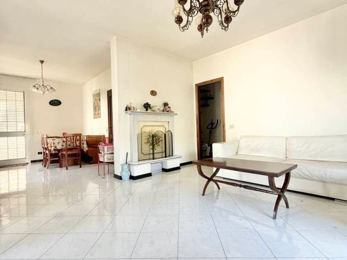 Appartamento con 6 locali in vendita in Massarosa Paese, Massarosa