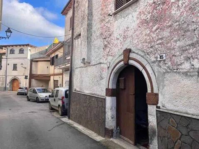Appartamento con 6 locali in vendita in Via San Pasquale, Casale, Carinola