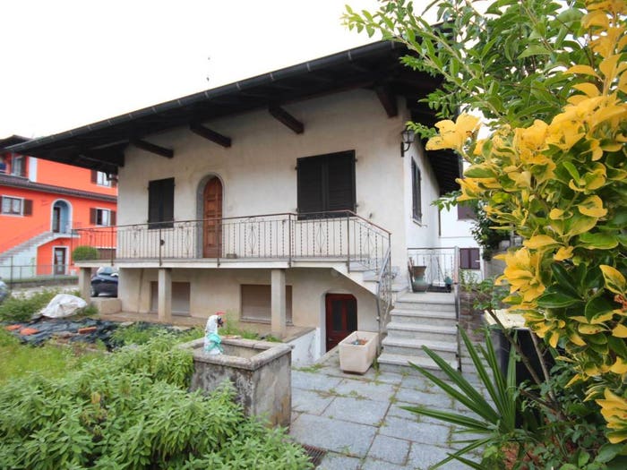 Casa quadrilocale in vendita in Via Cimitero, Centro, Cannobio