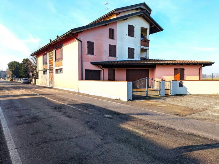 Casa quadrilocale in vendita in Via Argini, Casoni, Ravarino