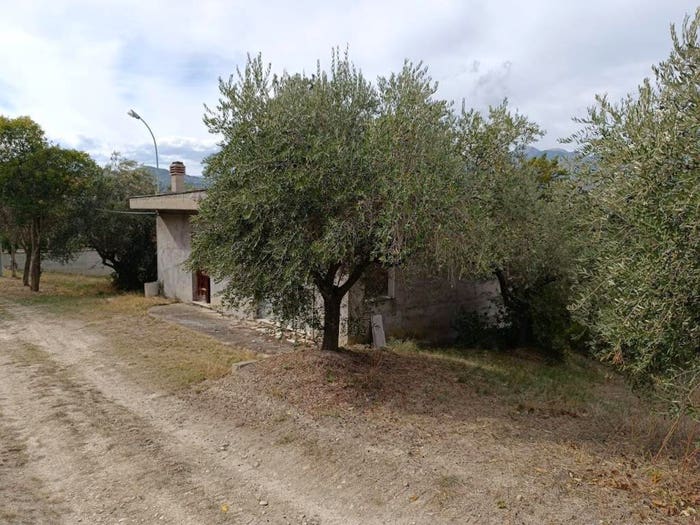 Casa trilocale in vendita in Via San Salvatore, Archi