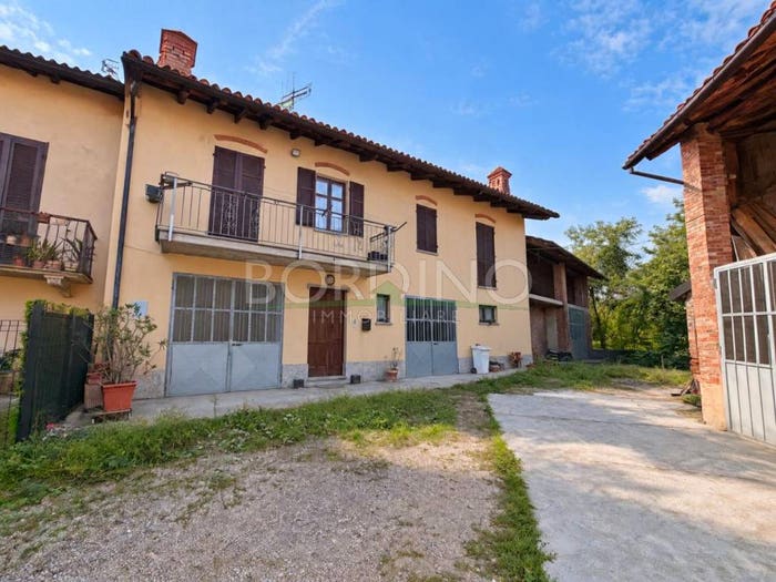 Casa bilocale in vendita in Via Romita snc, Centro, Govone