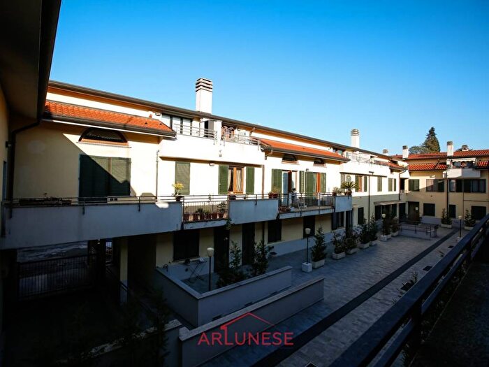 Appartamento bilocale in vendita in Via Privata San Mauro, Centro, Parabiago
