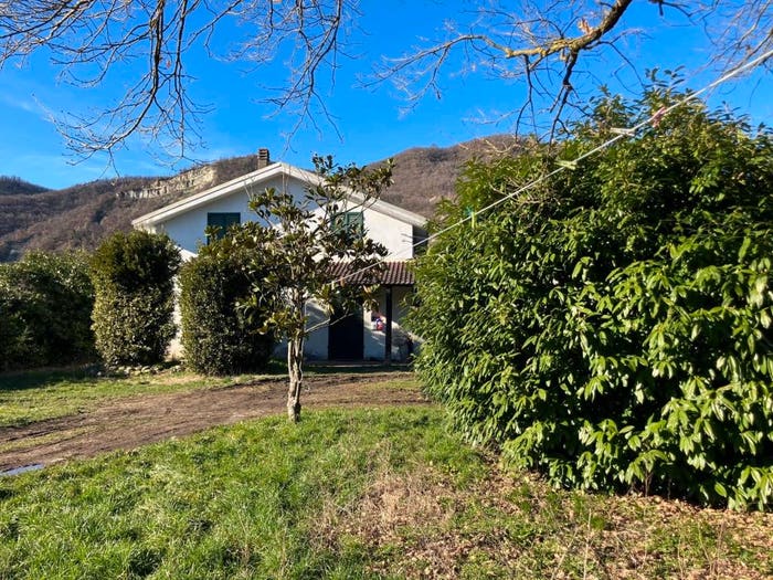 Casa con 6 locali in vendita in Via Chiesavecchia, Centro, Borghetto di Borbera