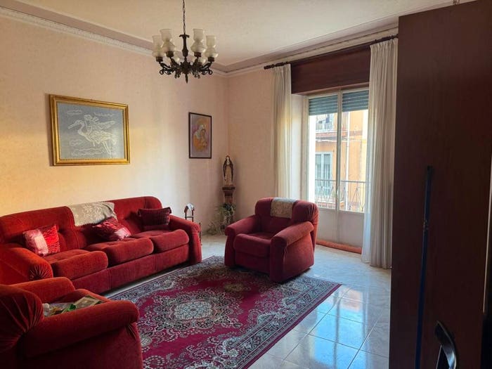 Casa con 6 locali in vendita in Via Sollima, Troina