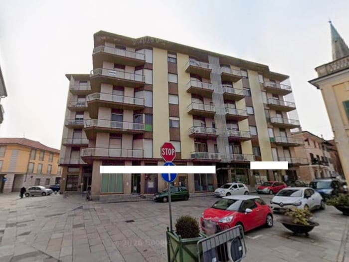Appartamento trilocale in vendita in Piazza Galileo Ferraris, Centro, Livorno Ferraris