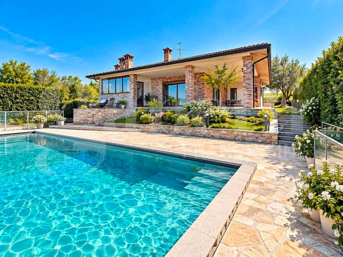 Casa con 6 locali in vendita in Casa Zanolo, Carmine, Colli Verdi