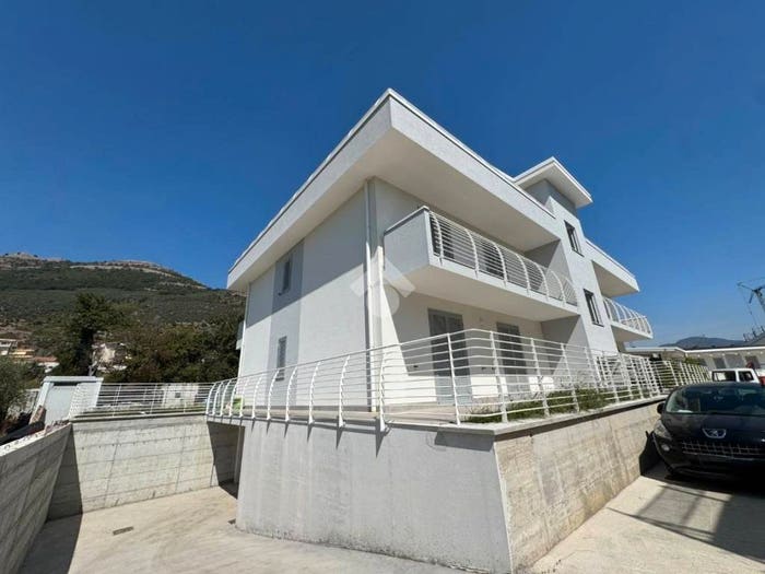 Appartamento trilocale in vendita in Via Santa Margherita di Antochia, Pezzano Filetta, San Cipriano Picentino