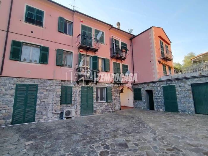Appartamento quadrilocale in vendita in Via località metta, Andora