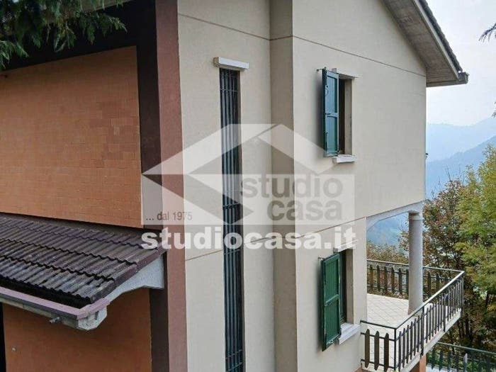 Casa quadrilocale in vendita in DON LOCATELLI, Costa Serina