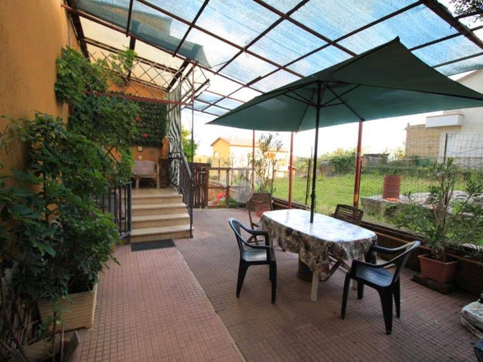 Casa con 6 locali in vendita in Via Mantova, Centro, Canino