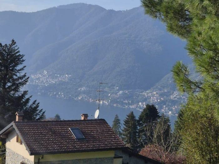 Casa quadrilocale in vendita in Lemna, Faggeto Lario