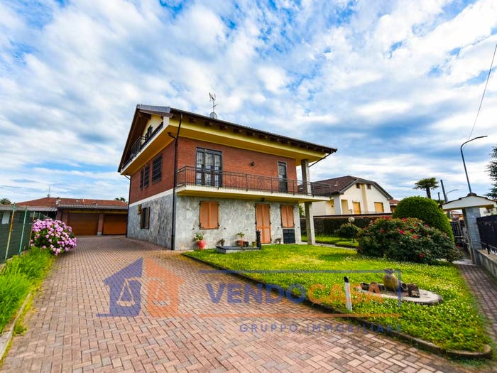 Casa con 6 locali in vendita in Via Freylia Mezzi, Barauda, Moncalieri