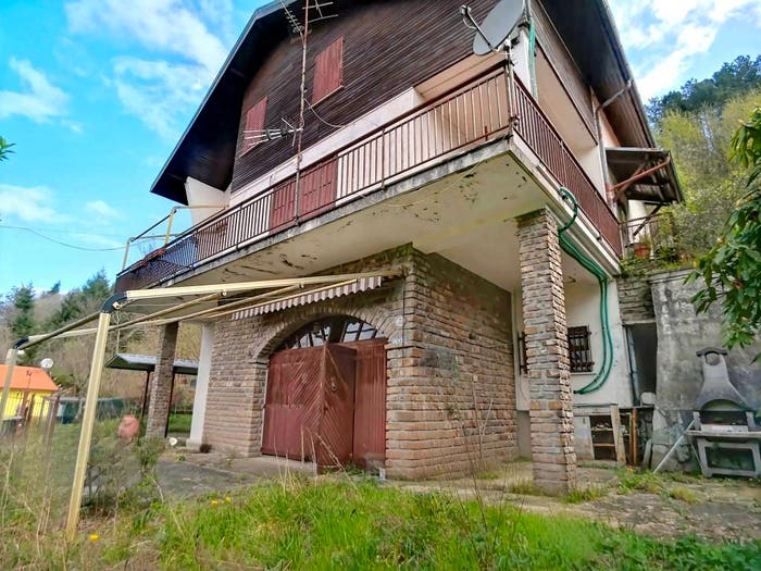 Casa con 6 locali in vendita in Via Località Soria, Borzonasca