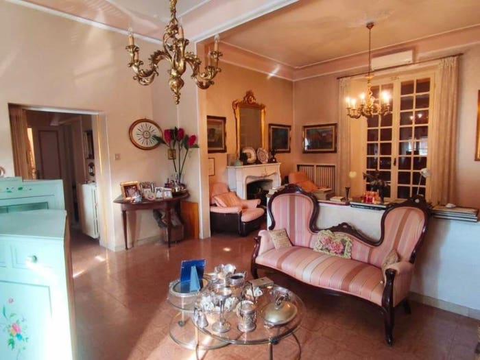 Casa con 6 locali in vendita in Marina di Carrara, Carrara