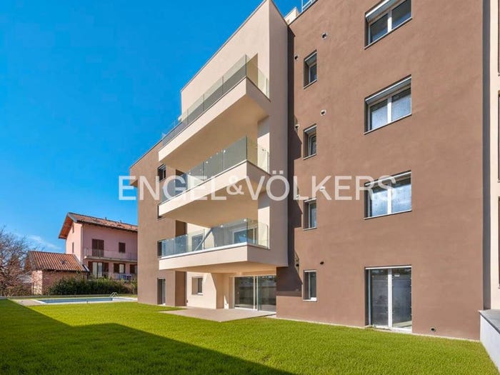 Appartamento con 5 locali in vendita in Via Giuliano Spazzi, Centro, Cantù