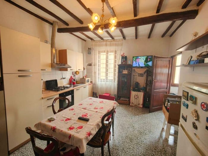 Appartamento quadrilocale in vendita in Città, Montevarchi