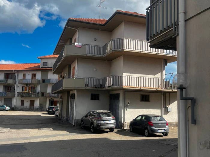 Appartamento quadrilocale in vendita in Via Stazzone, Centro, Aci Sant'Antonio