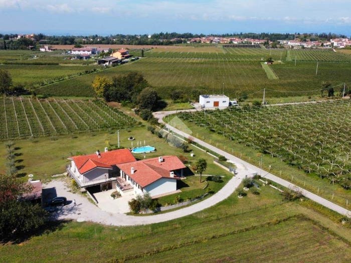 Casa con 6 locali in vendita in Str delle Sernighe, Lazise