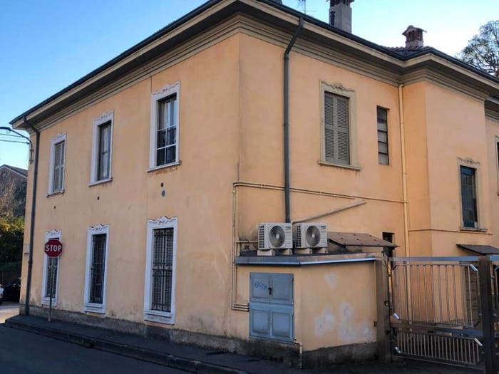 Casa con 6 locali in vendita in Centro, Giussano