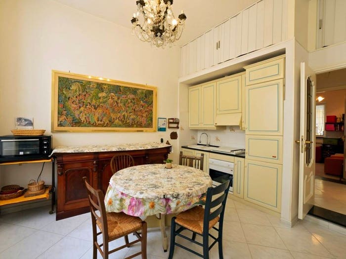 Appartamento quadrilocale in vendita in Via Vittorio Veneto, Centro, Alassio