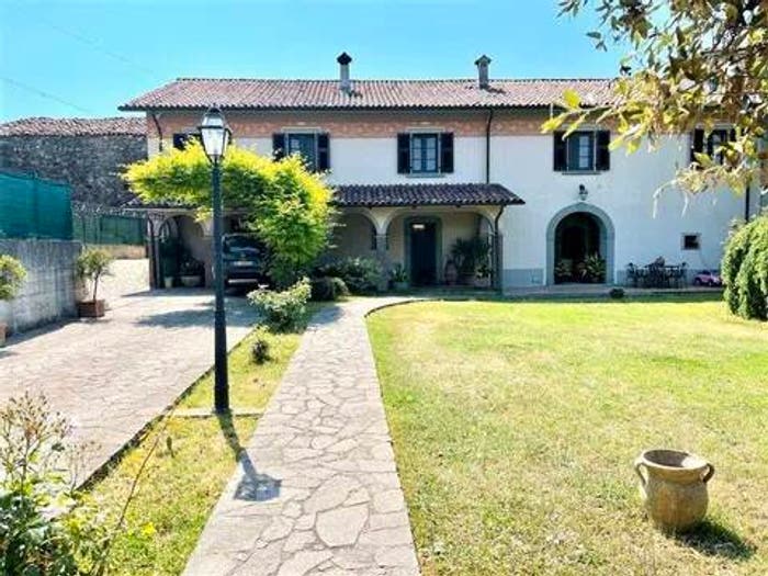 Casa con 6 locali in vendita in Via Francia No Number, Masero, Licciana Nardi