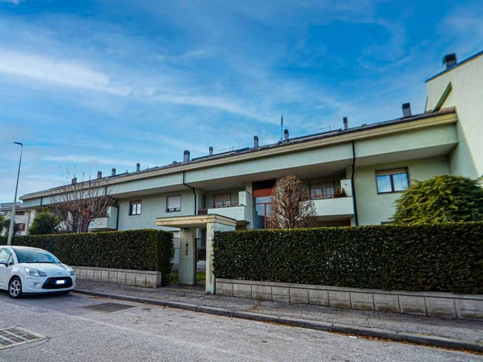 Appartamento quadrilocale in vendita in Via Rocca de' Baldi, Borgo San Giuseppe Borgo Gesso, Cuneo