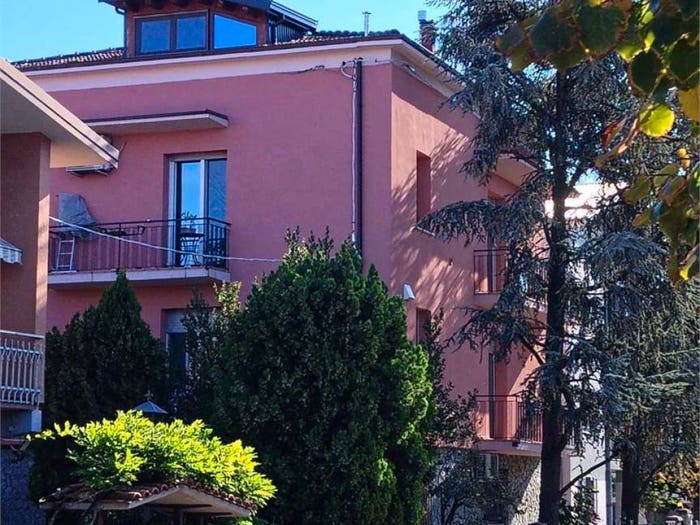 Appartamento con 6 locali in vendita in VIA BAZZINI, Modena Est, Modena