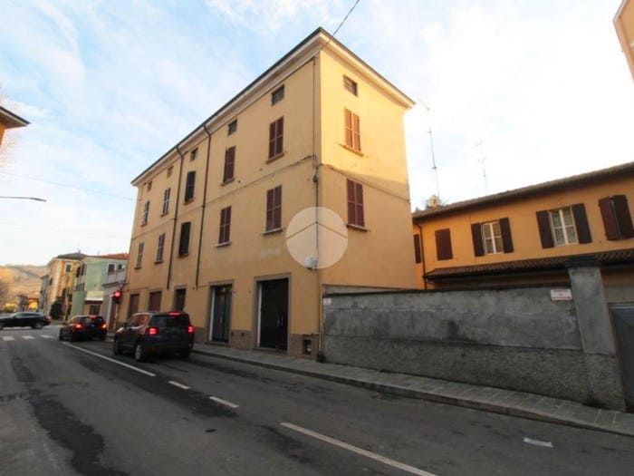 Appartamento bilocale in vendita in Via Faustino Tanara, Centro, Langhirano