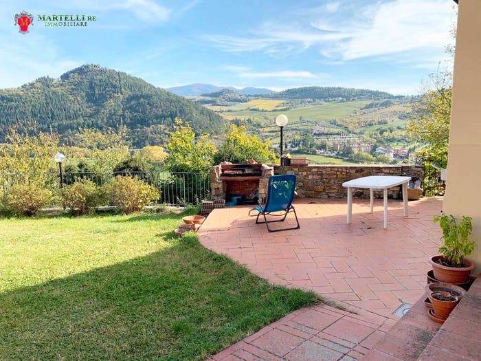 Casa con 6 locali in vendita in Via del Fossato, Centro, Pontassieve