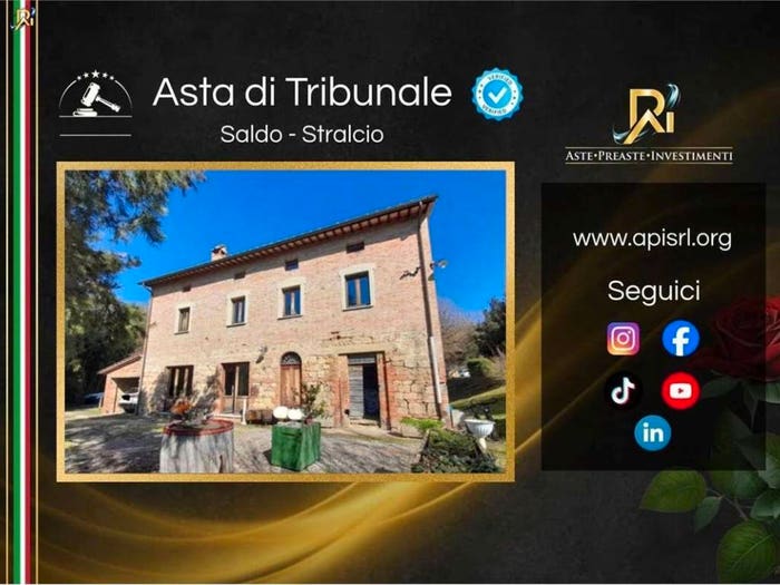 Casa con 6 locali in vendita in Strada Provinciale del Polacco, Centro, Cetona