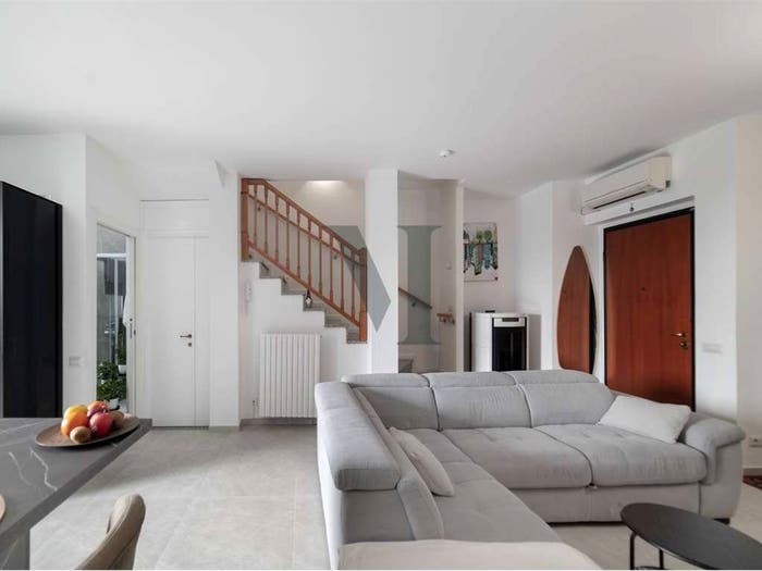 Casa quadrilocale in vendita in Don G Pozzi, Centro, Triuggio