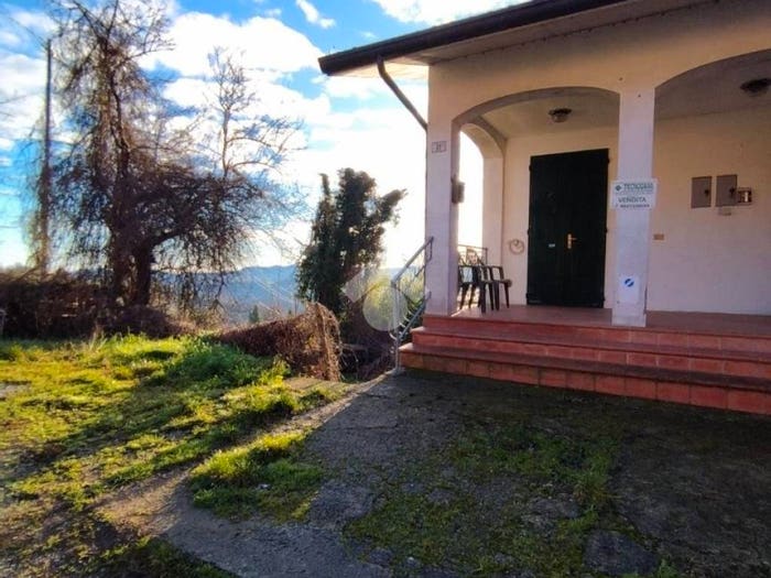 Casa trilocale in vendita in Via Rontagnano Poggiolo, Rontagnano, Sogliano al Rubicone