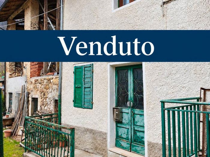 Casa con 6 locali in vendita in Contrà Lighezzol, Posina