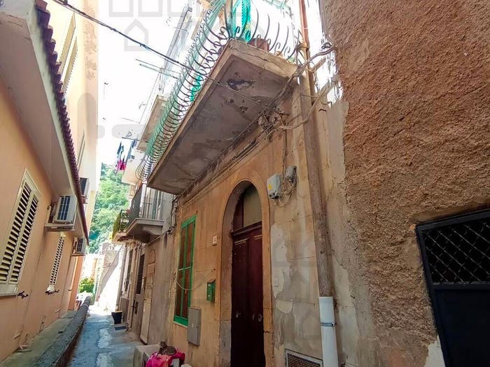 Casa con 6 locali in vendita in Mili San Marco, Mili, Messina